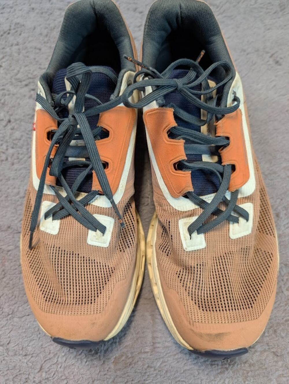 Women's ON Cloud Cloudstratus (39.98657)Color Cork/Fawn - Size 11
